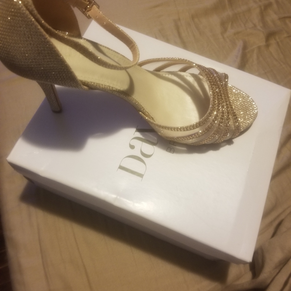 Shoes - Picture 2 of 2